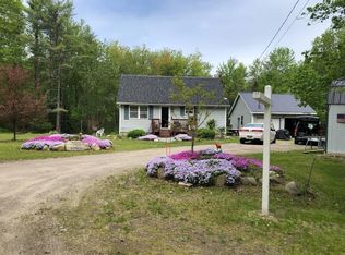 60 Maple St, Casco, ME 04015