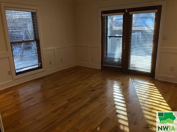 5th image of 20 Quail Ct