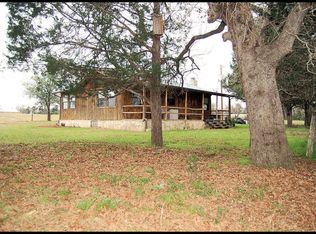 210 Flower Hill Rd, Smithville, TX 78957