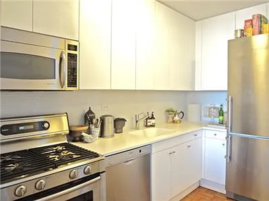 Rented by Maz Group NY | media 40