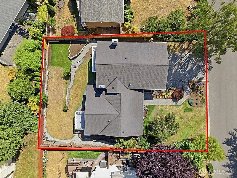 3rd image of 15522 SE 44th Place