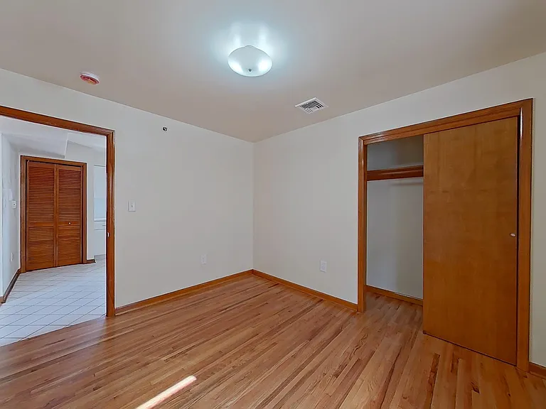 55 Ferguson St #2 — Photo 13
