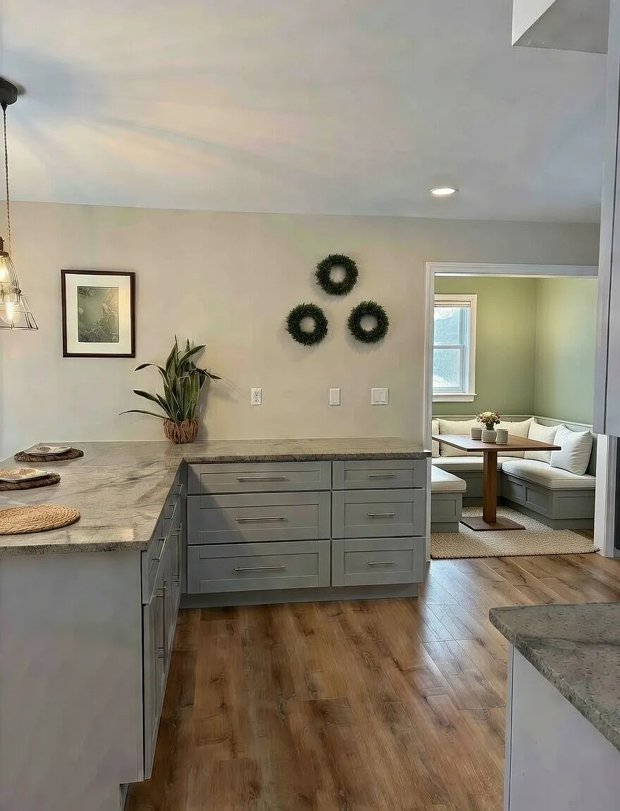 3 bed, 1850 sqft, $3,175 — Photo 2