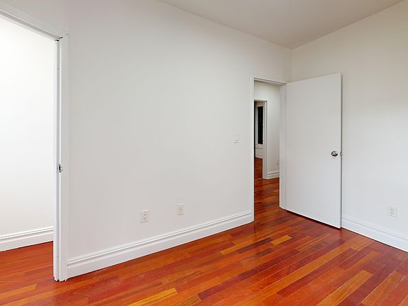 5th image of 1864 Lex Ave #5S