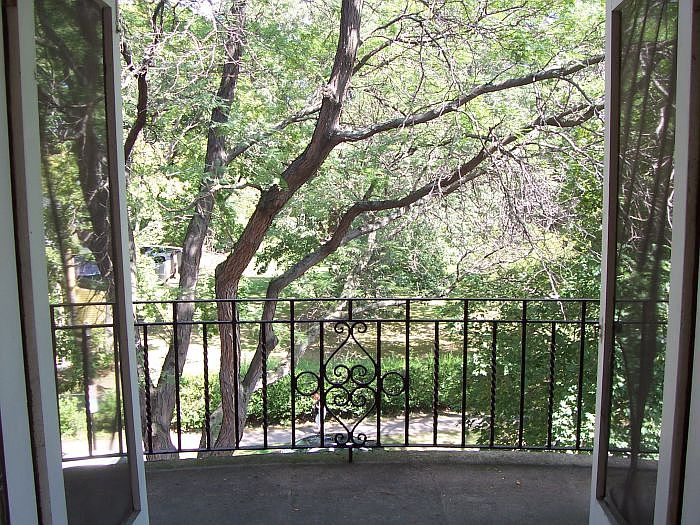 2nd image of 275 Park Ave Unit 32