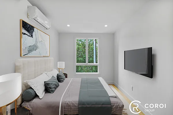 Rented by Coroi Corp | media 26