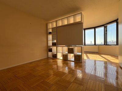 330 E 38th St APT 33O, New York, NY, 10016