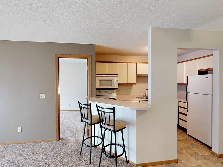 Prairie Winds Apartments — Photo 43