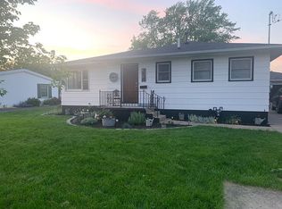 410 E Garfield St, Kewanee, IL 61443