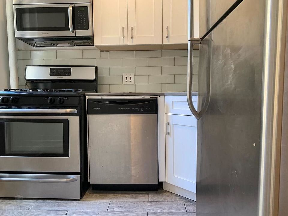 1st image of 25-21 31st Ave #45