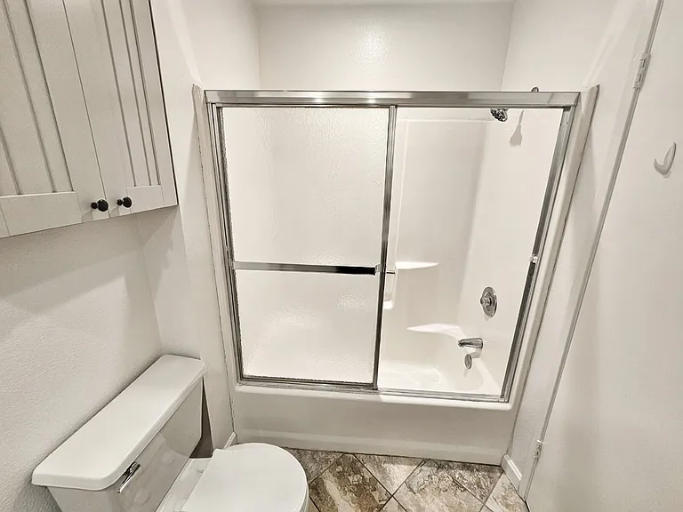528 Heatherglen Dr — Photo 9
