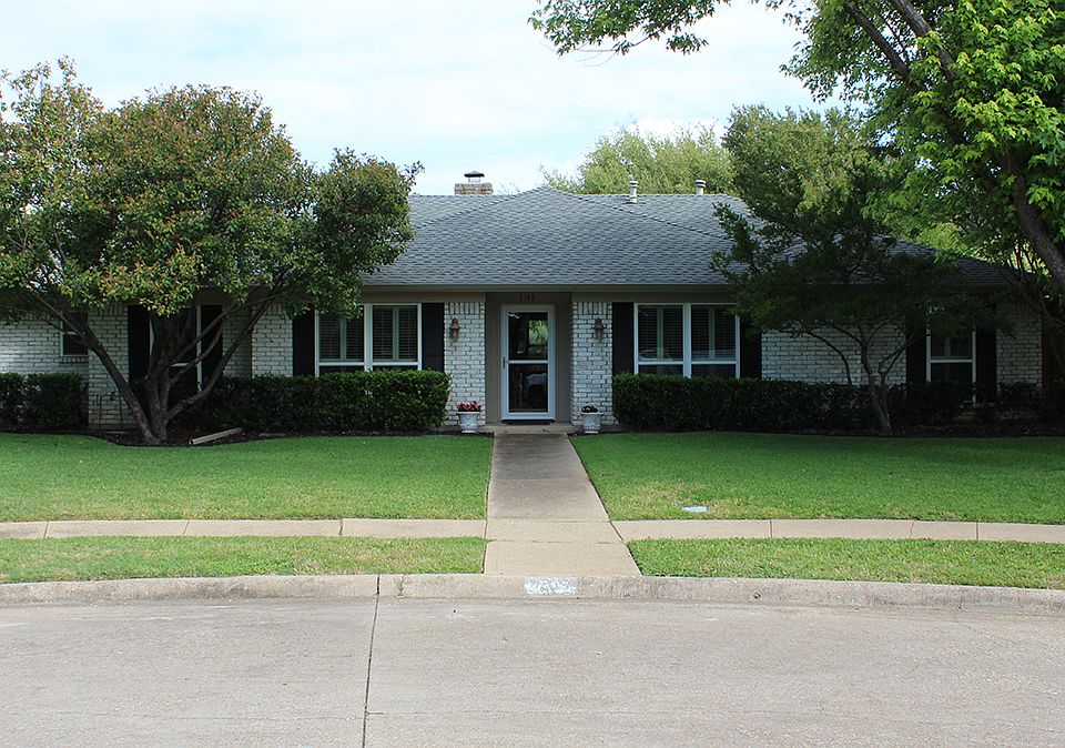 2103 Fairfax Circle