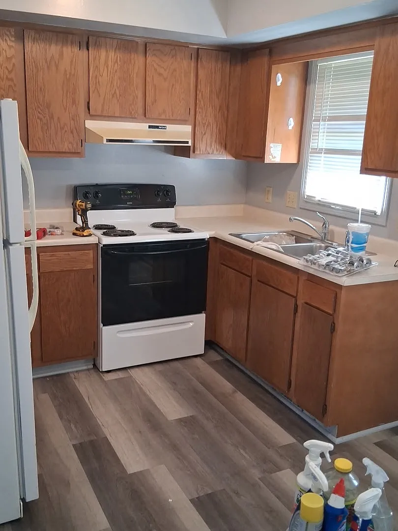 2 bed, 725 sqft, $650 — Photo 3