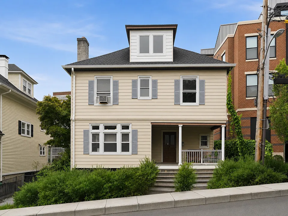 8 Windle Park #1