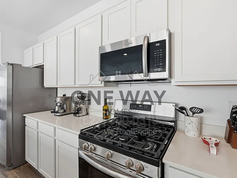 10204 E Ulysses Ave — Photo 24