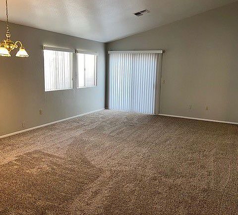 5th image of 4404 Norte Cir