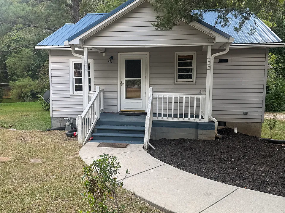 422 Hampton Rd