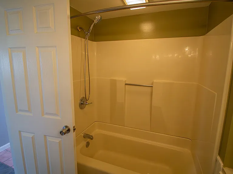 7 David Rd — Photo 11