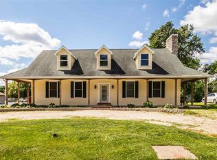 1320 E Ash St, Canton, IL 61520