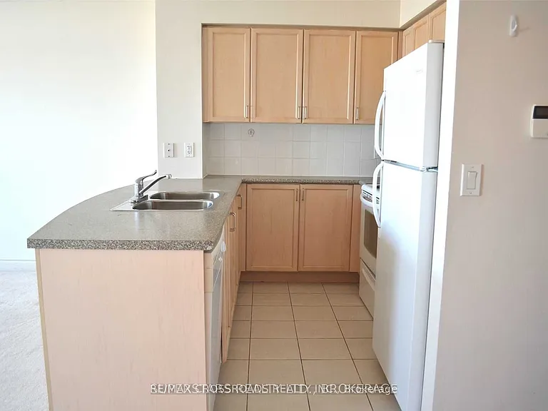 60 Brian Harrison Way #2505 — Photo 8