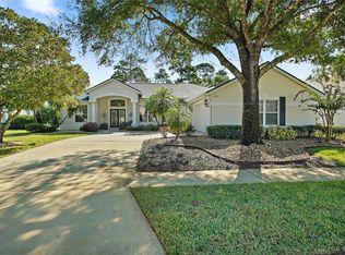9037 Laurel Ridge Dr, Mount Dora, FL 32757