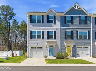 601 Cyprus Ct, Forked River, NJ 08731