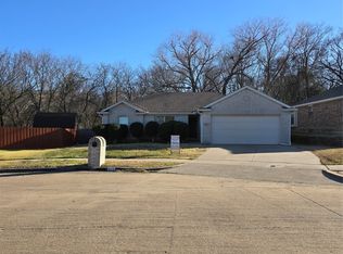 614 Arnold Ln, Midlothian, TX 76065