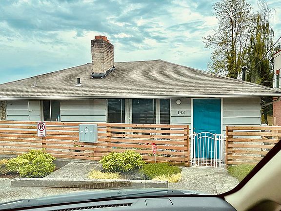 Building Front- Upper Lot