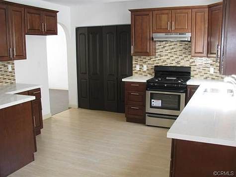 NEW Kitchen with Appliances