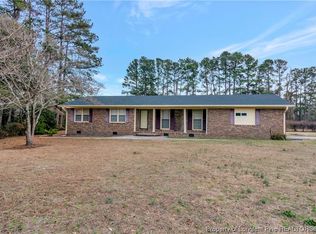 352 Snake Rd, Lumberton, NC 28358