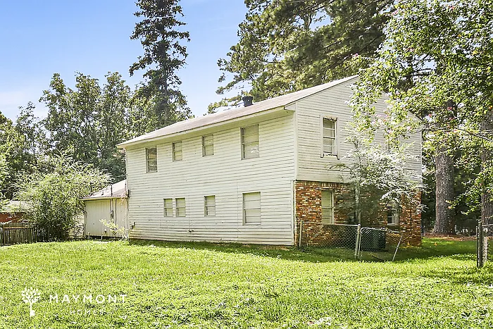4 bed, 3.0 bath, 1727 sqft, $1,895 — Photo 3