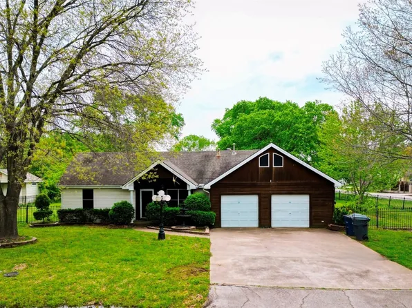 10108 Oakwood Dr, Dallas, TX 75217