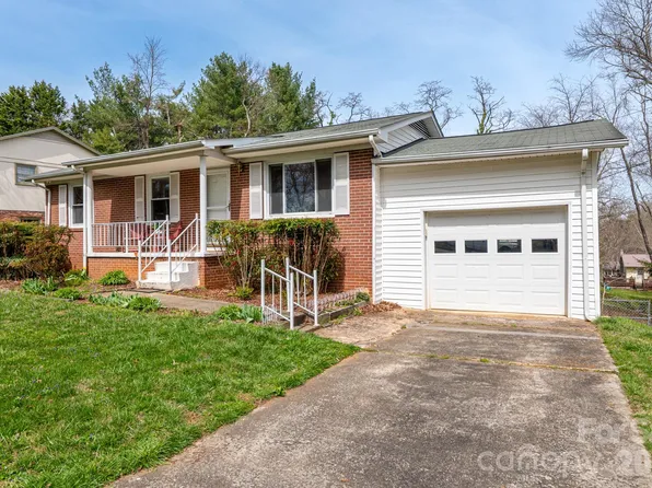 56 Skyview Ter, Asheville, NC 28806
