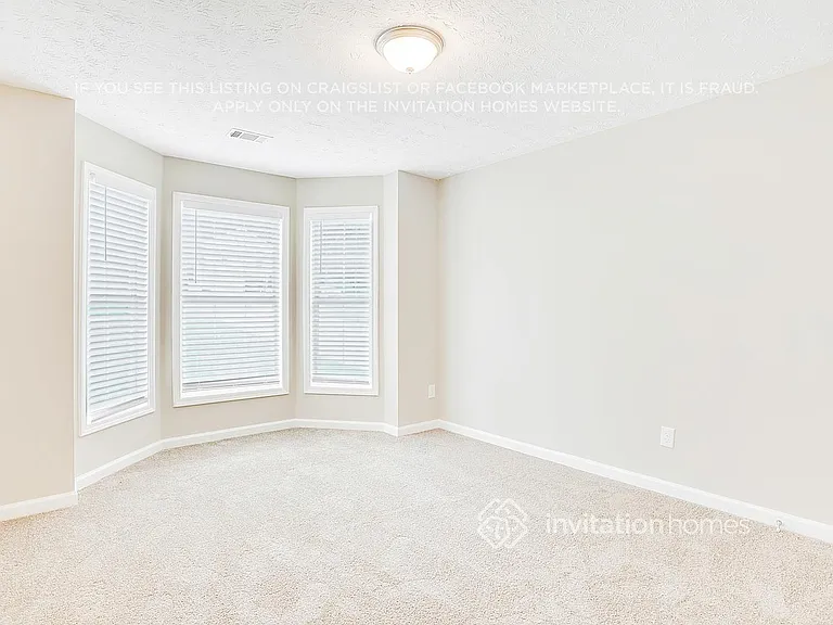 308 Devonshire Dr — Photo 12