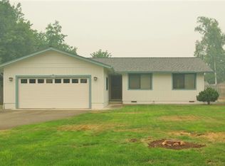 3163 Delta Waters Rd, Medford, OR 97504