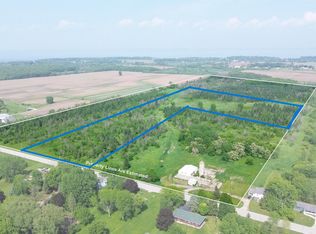 County Road R #A3, Oshkosh, WI 54902