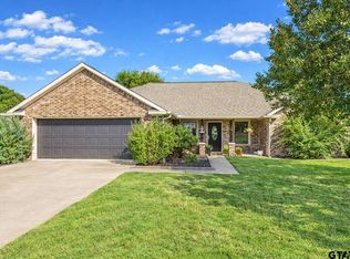 1675 Meadowview St, Athens, TX 75752