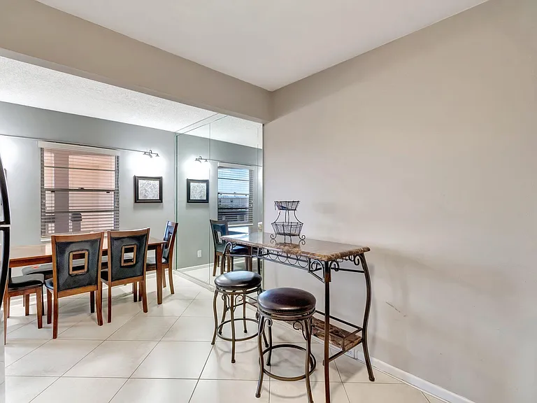 4049 Wolverton Dr #C — Photo 20