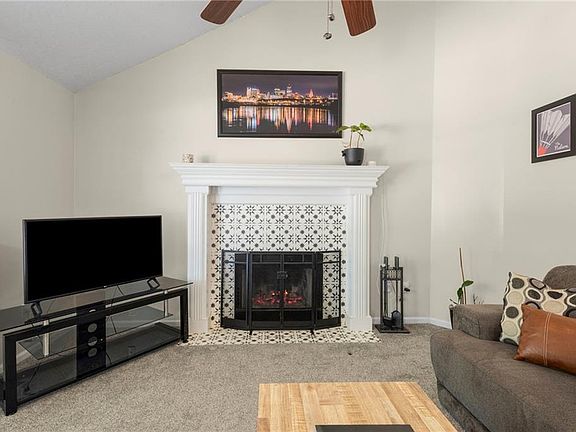 3rd image of 11204 N Booth Ave