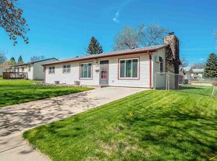 3419 Maple Ave, Rapid City, SD 57701