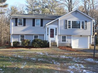14 Seabrook Rd, Salisbury, MA 01952