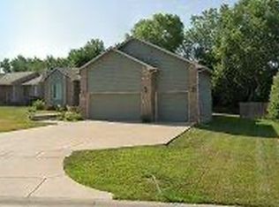 2409 E Highridge St, Wichita, KS 67219