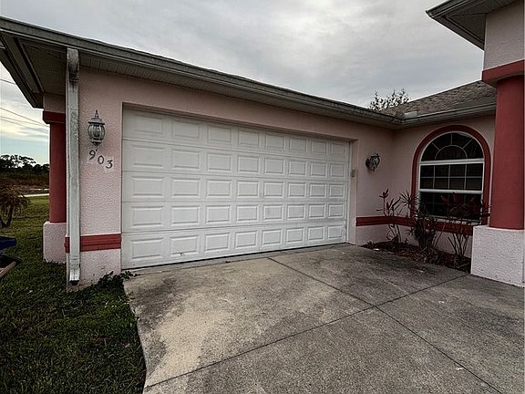 3rd image of 903 Unice Ave N
