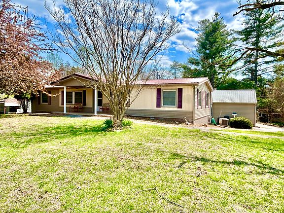 3rd image of 693 Scotts Chapel Rd