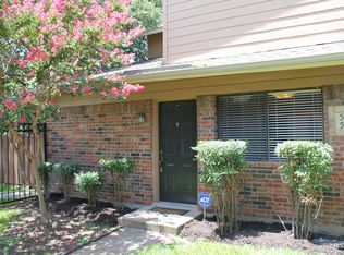 5727 Cedar Creek Dr, Benbrook, TX 76109