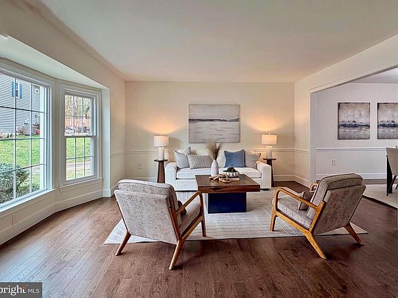 4th image of 4607 Tapestry Dr