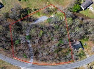 51 Country Pl, Sanford, NC 27332