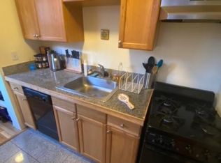 137 Endicott St #5, Boston, MA 02113