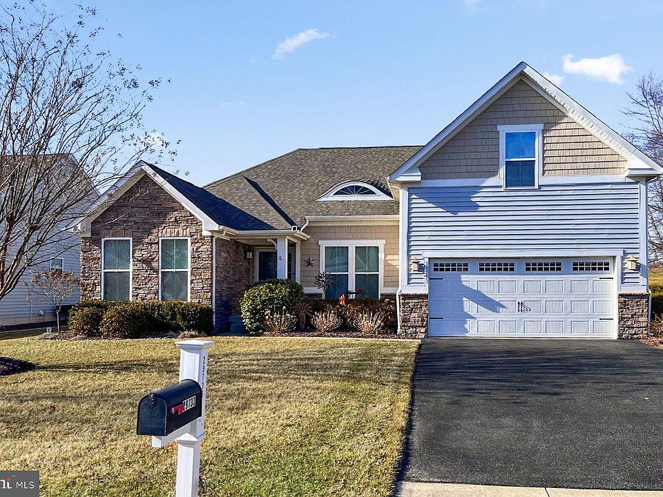 1st image of 29733 Vincent Village Dr