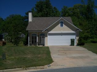 204 Southview Ln, Opelika, AL 36804